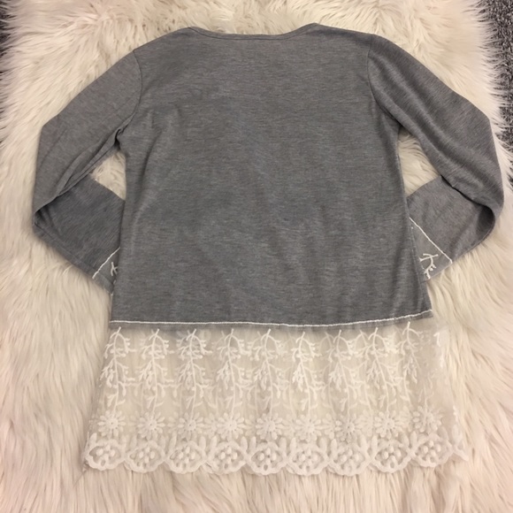 Lace detail | layering top - Picture 6 of 8